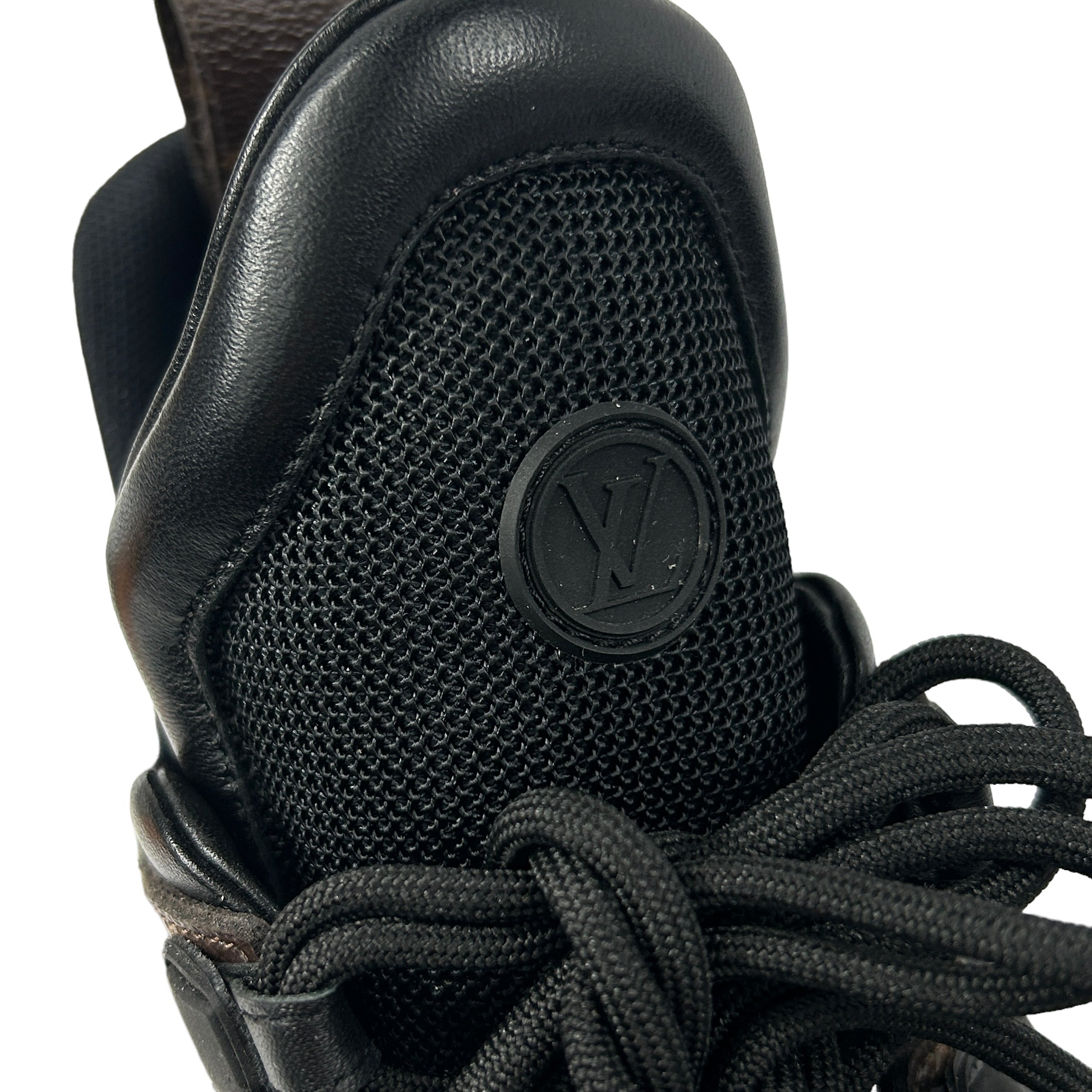 LOUIS VUITTON Black/Brown Mesh and Monogram Canvas Arclight Sneaker